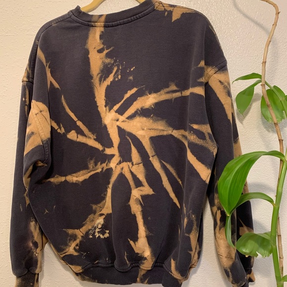 ❌SOLD❌Vintage Bleach Dyed Speedo Crew - Picture 3 of 5